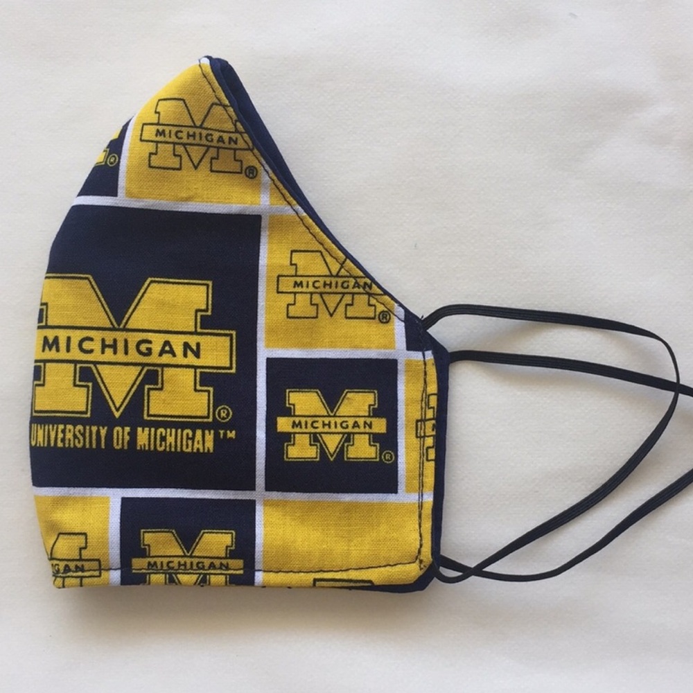 Michigan UofM  Mask